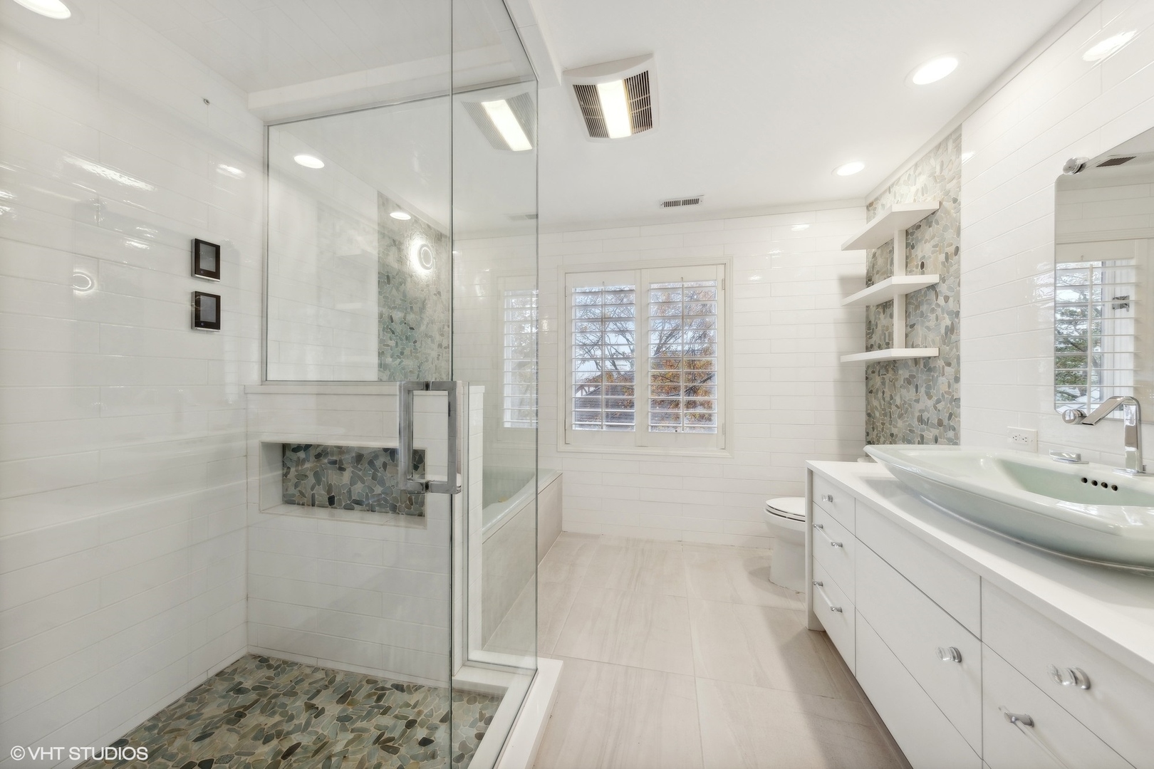 1604 Burr Ridge Club