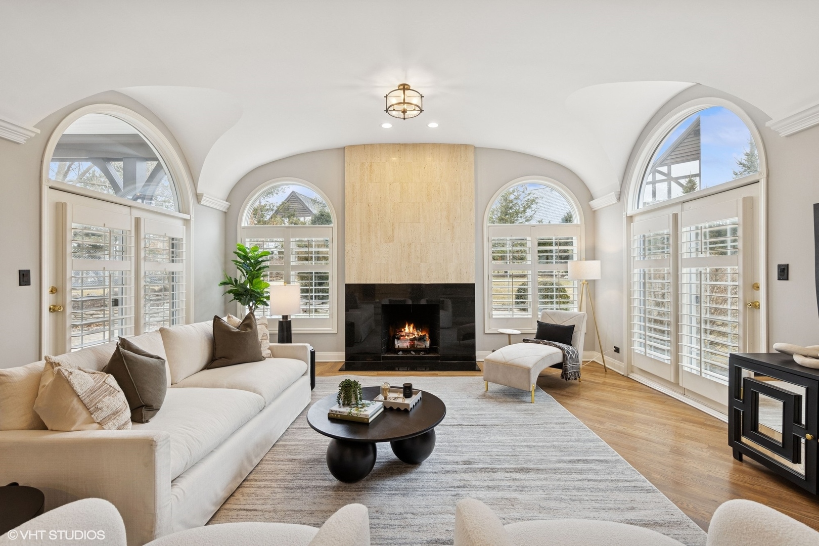 1604 Burr Ridge Club