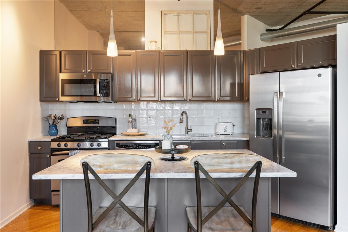 849 N Franklin Street Unit: 509