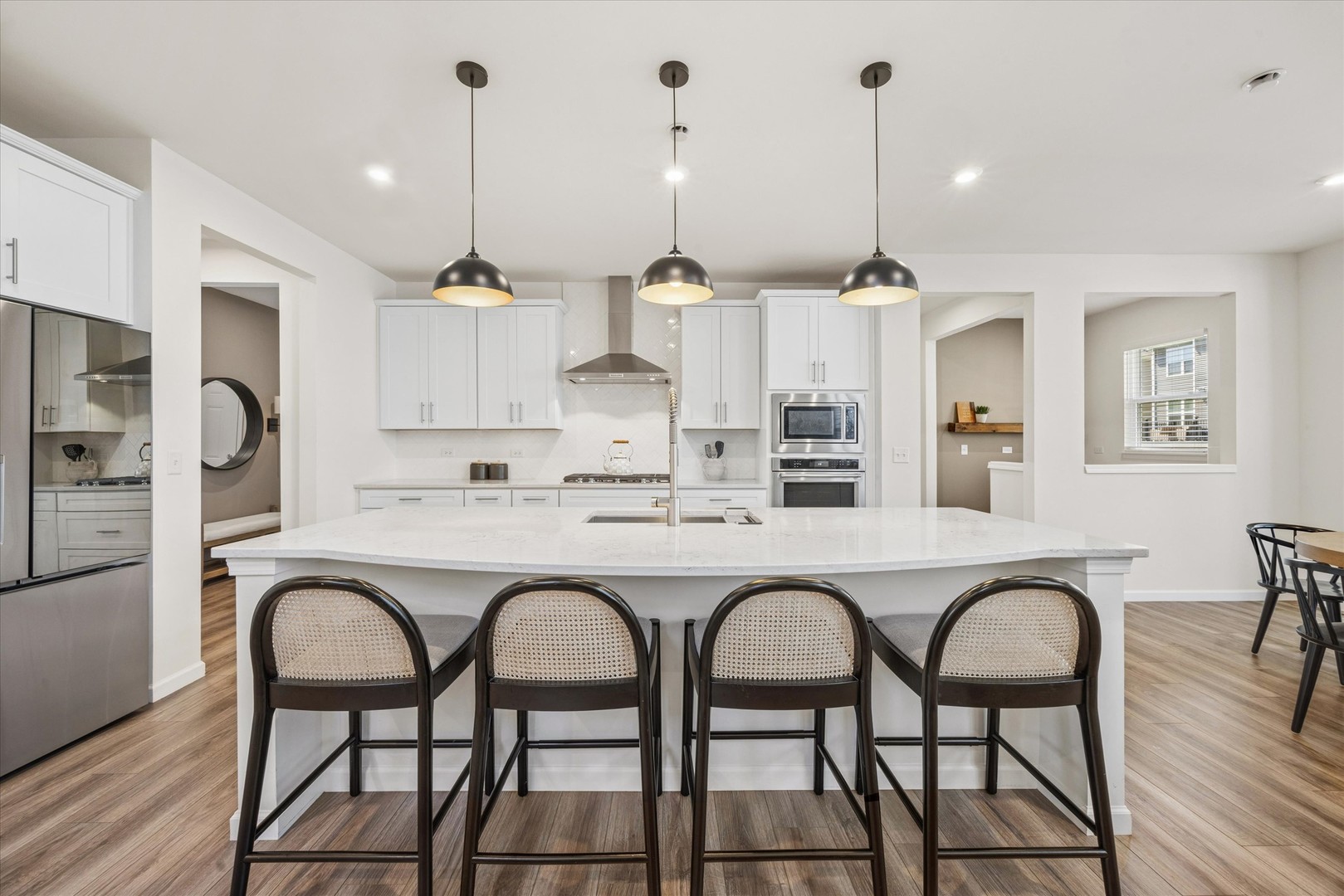 2540 Weatherbee Lane
