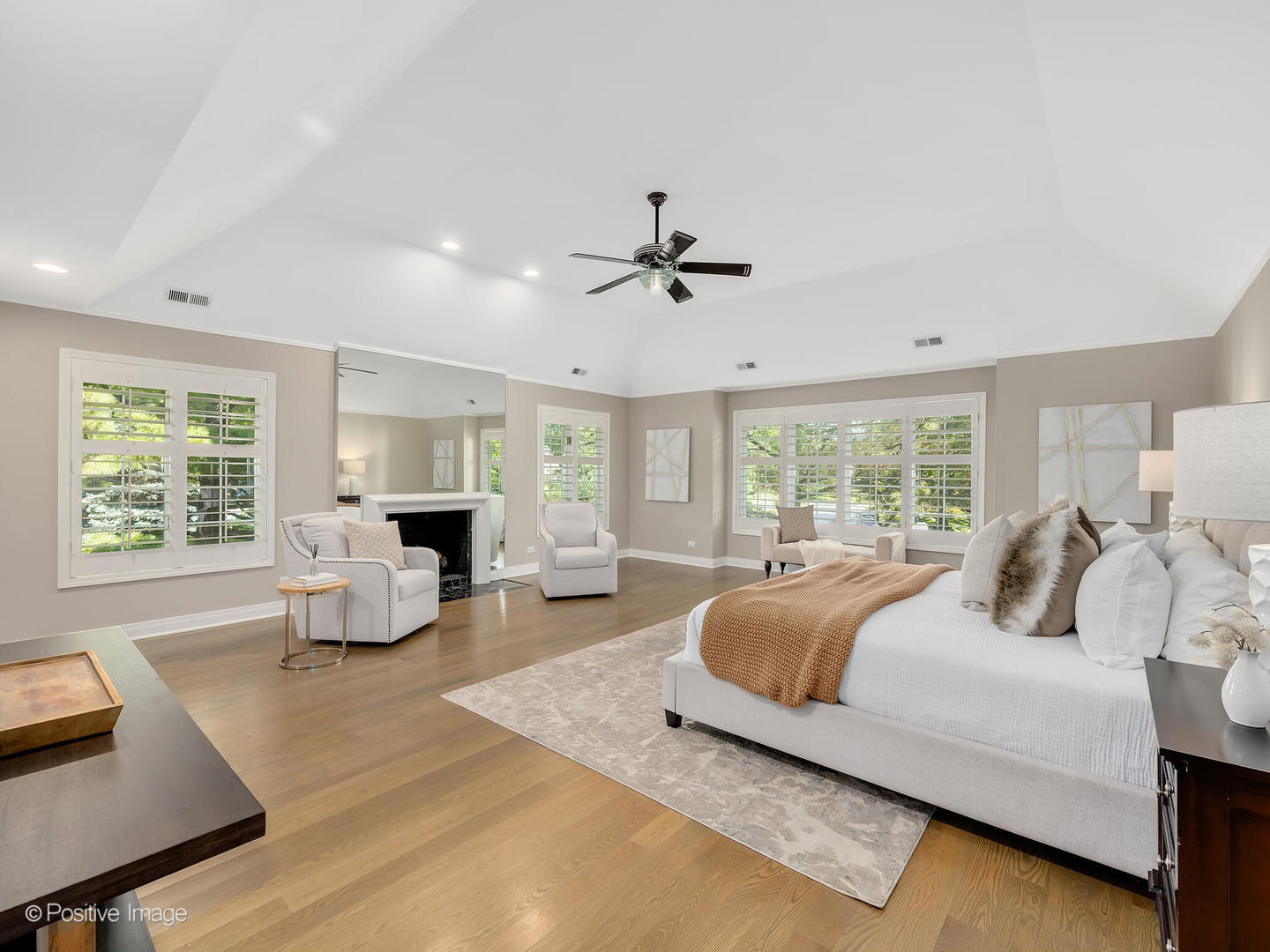 1604 Burr Ridge Club