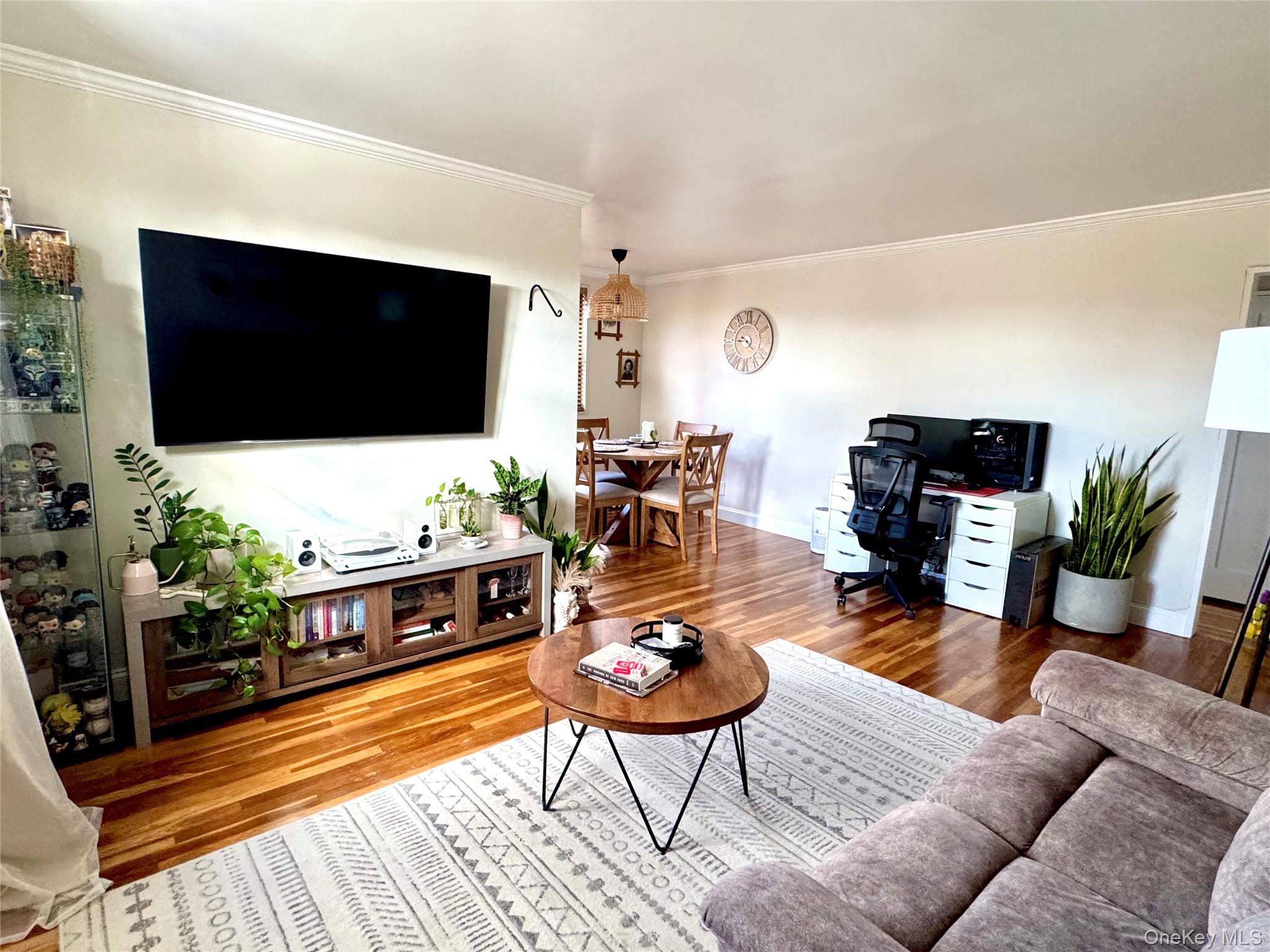 16-19 Utopia Parkway Unit: 2-22