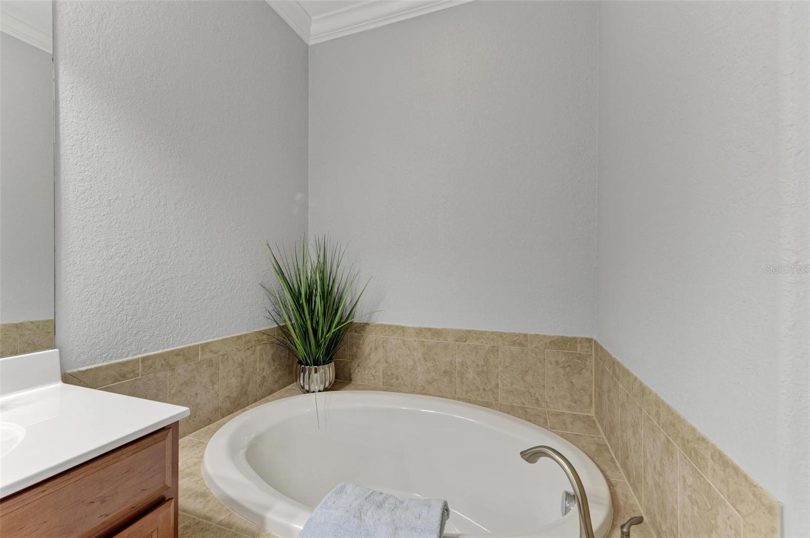 7005 GRAND ESTUARY TRL #103