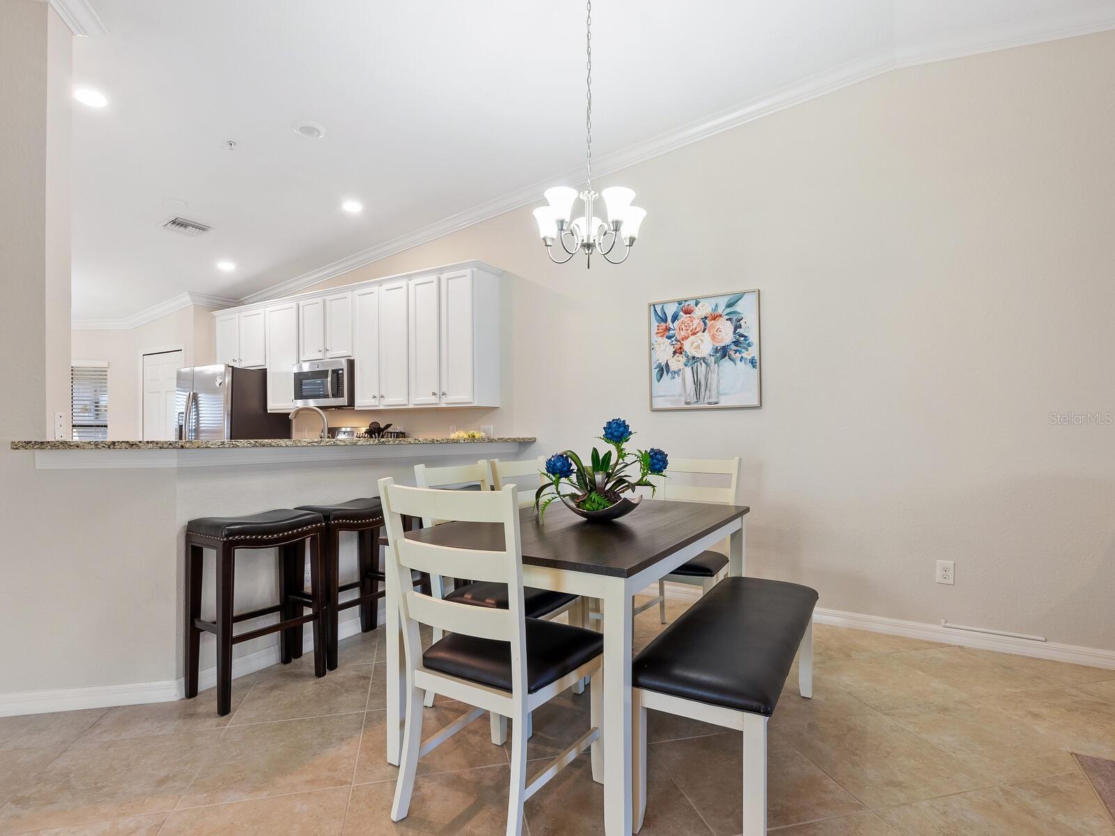 5538 PALMER CIR #206