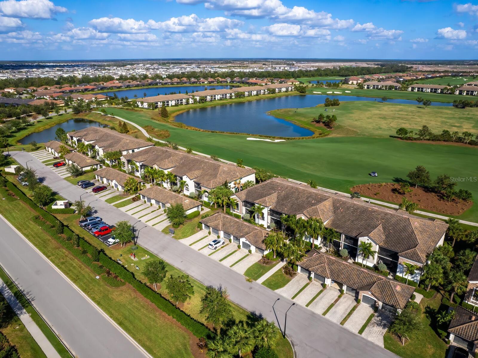 5538 PALMER CIR #206