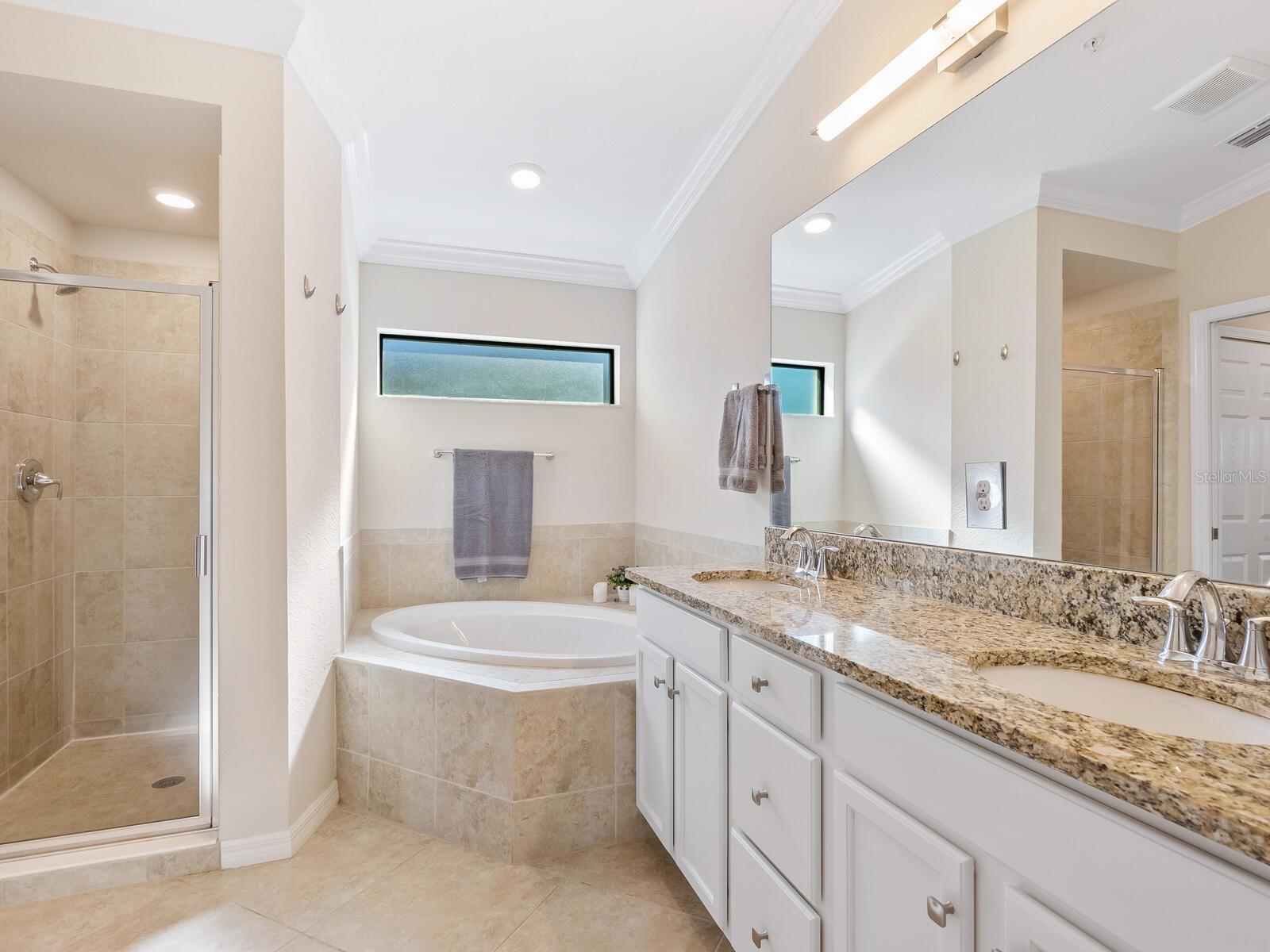 5538 PALMER CIR #206