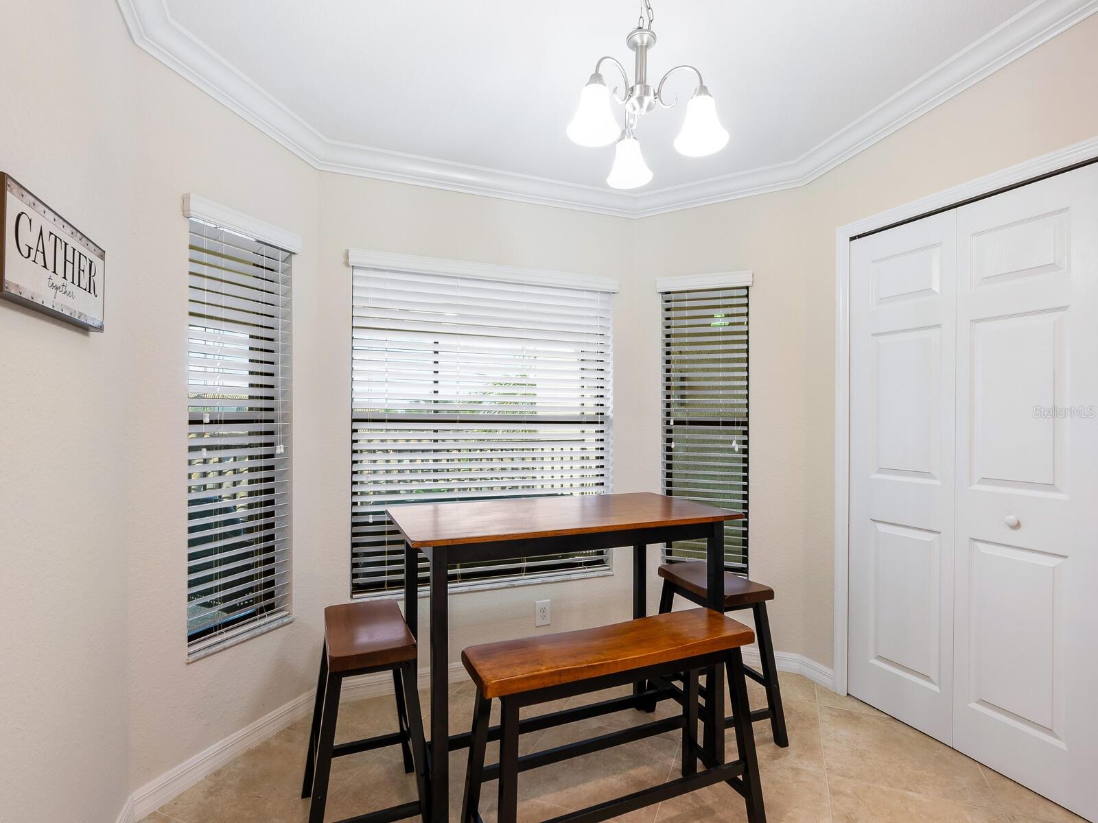 5538 PALMER CIR #206