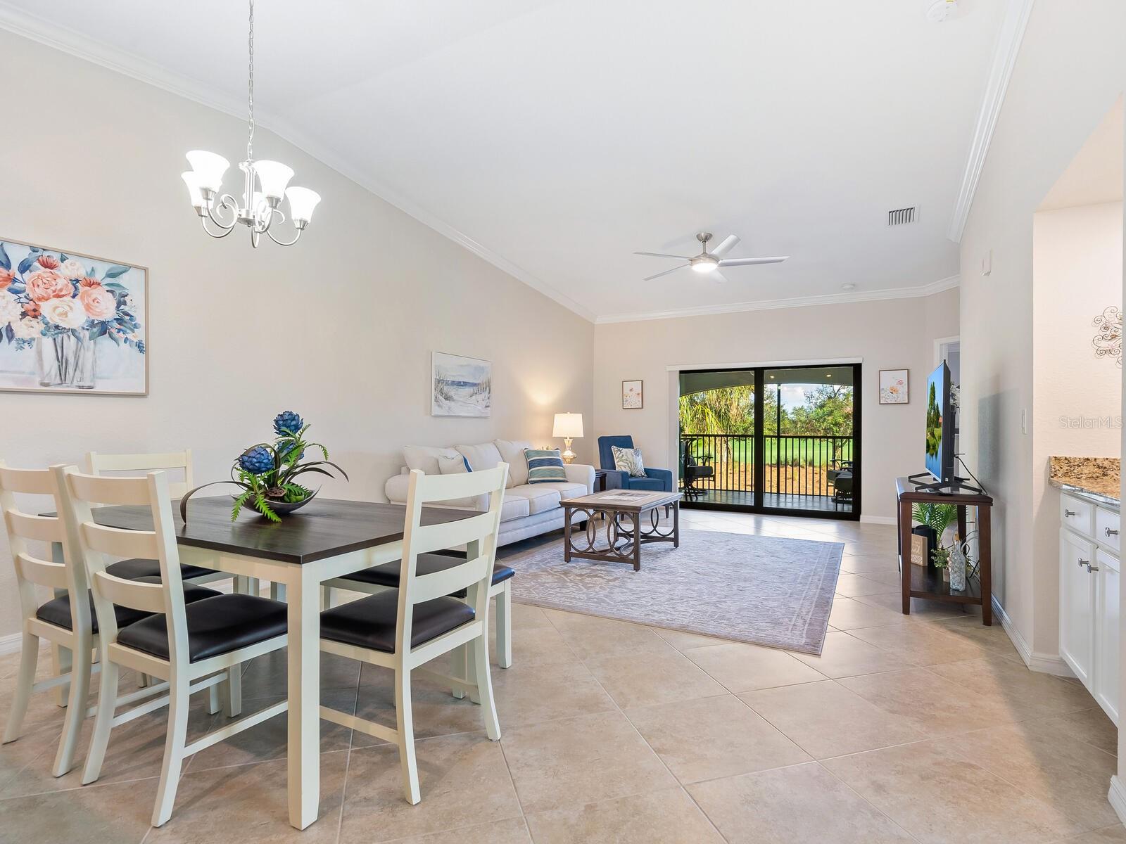 5538 PALMER CIR #206