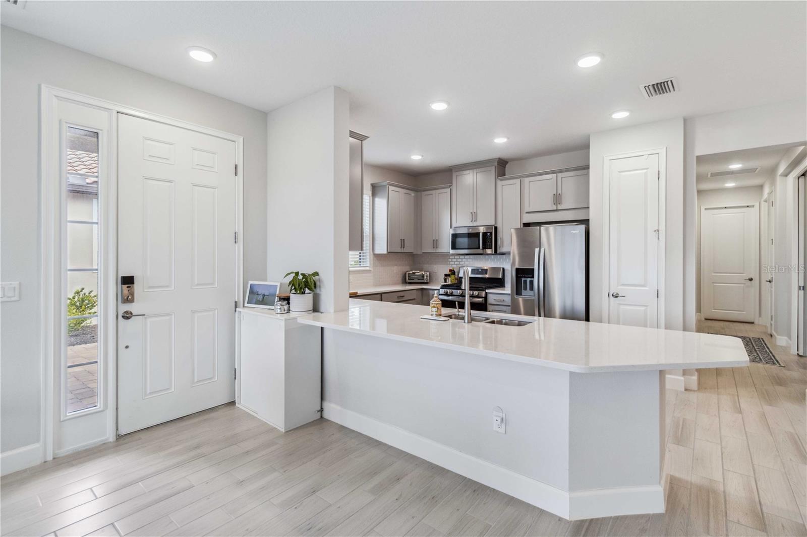 3016 FORMIA CT