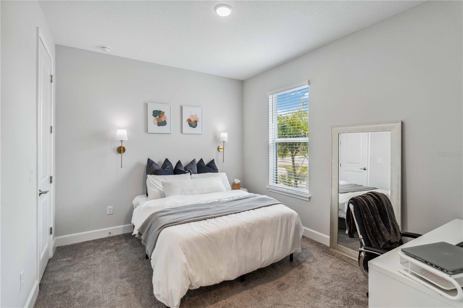 3016 FORMIA CT