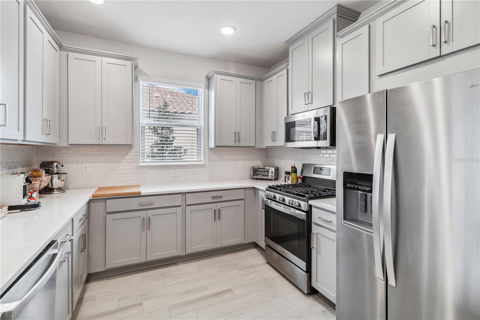 3016 FORMIA CT