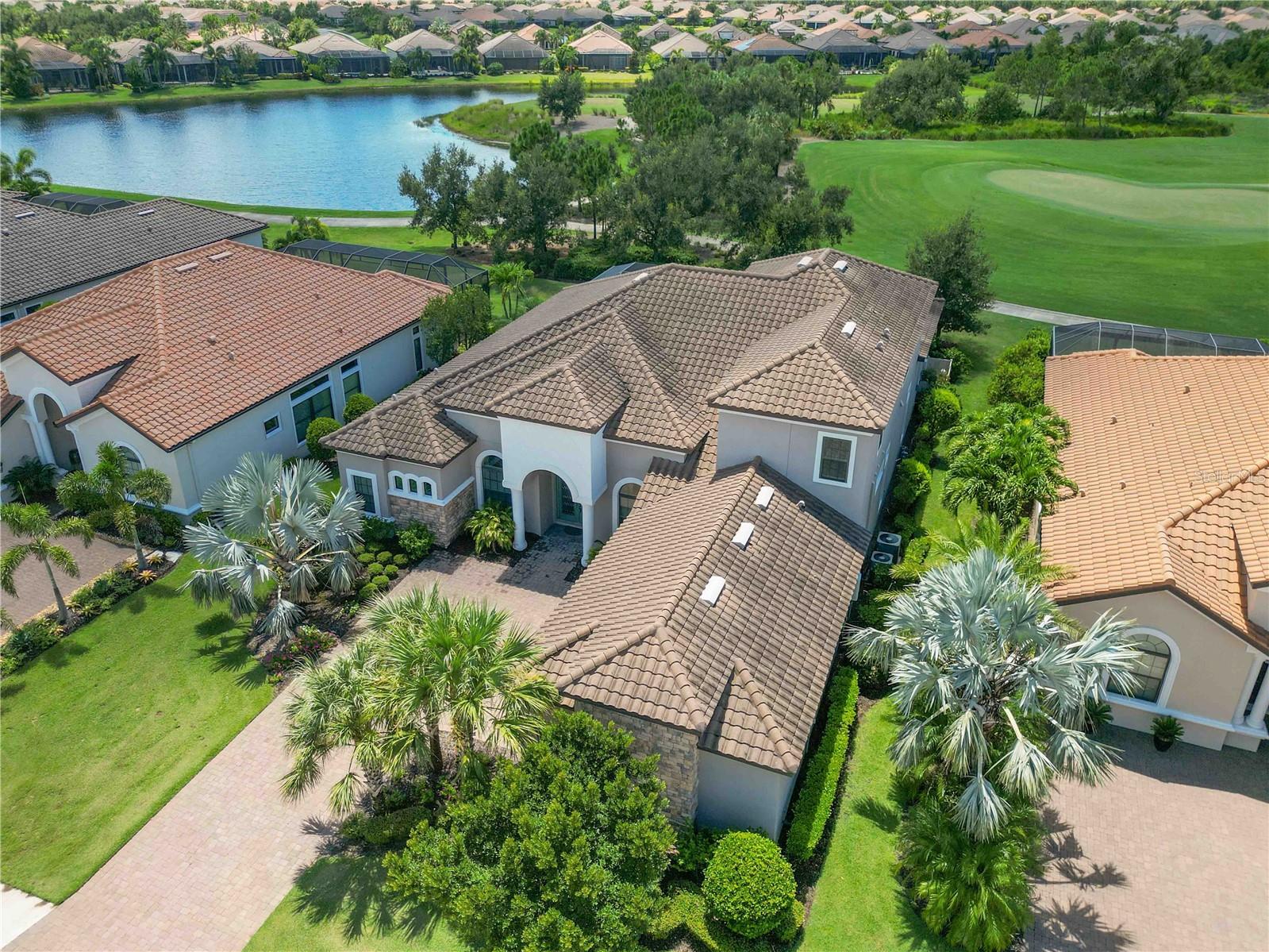 4744 BENITO CT