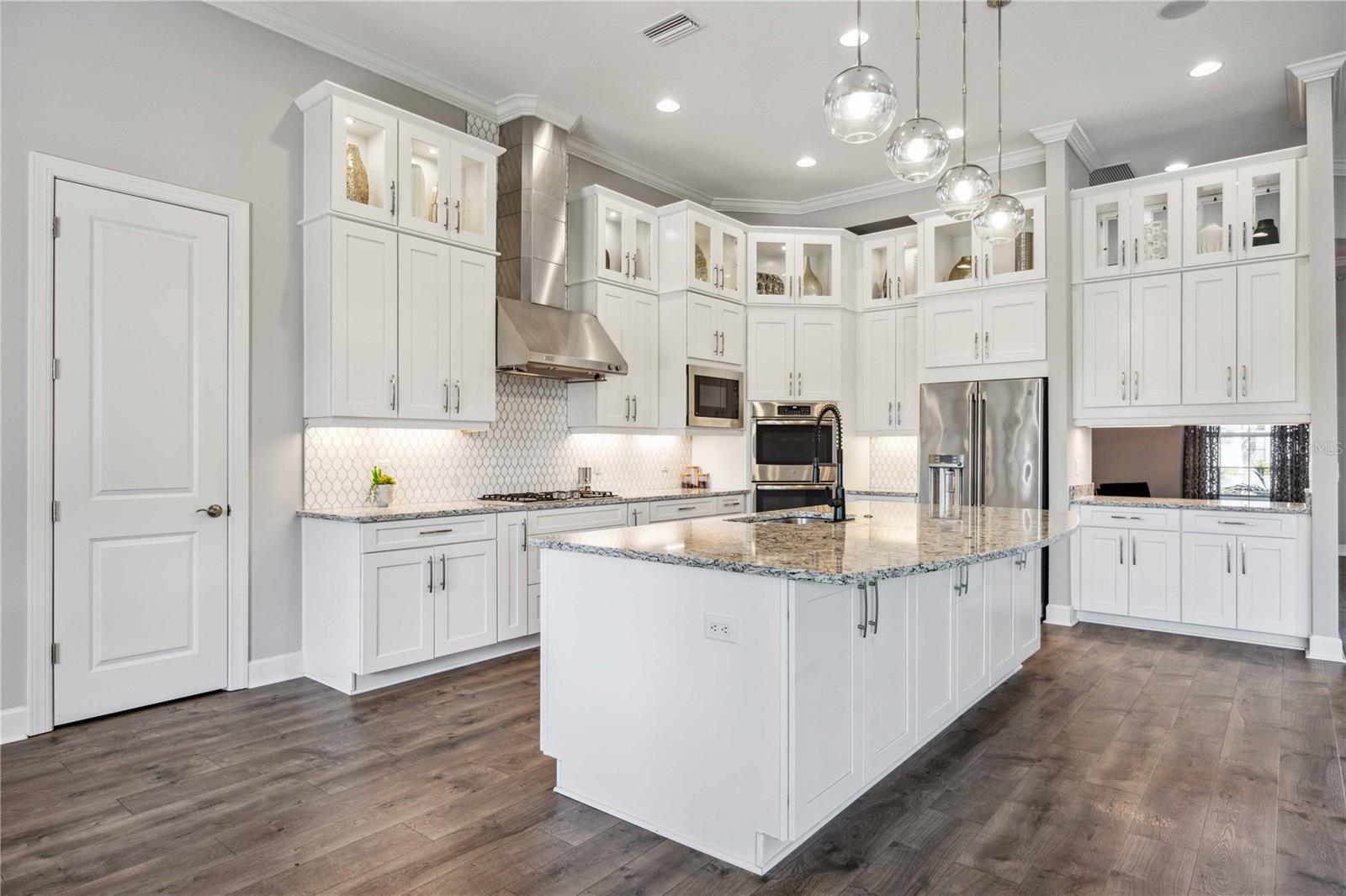 4744 BENITO CT