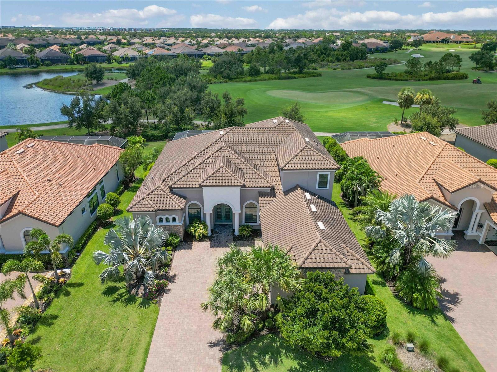 4744 BENITO CT