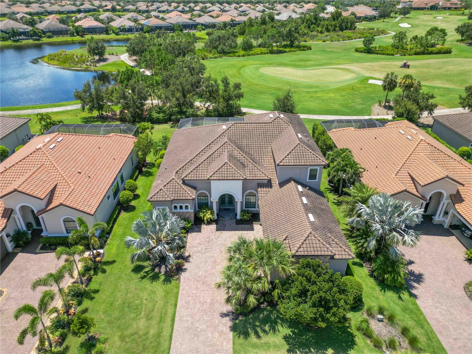 4744 BENITO CT