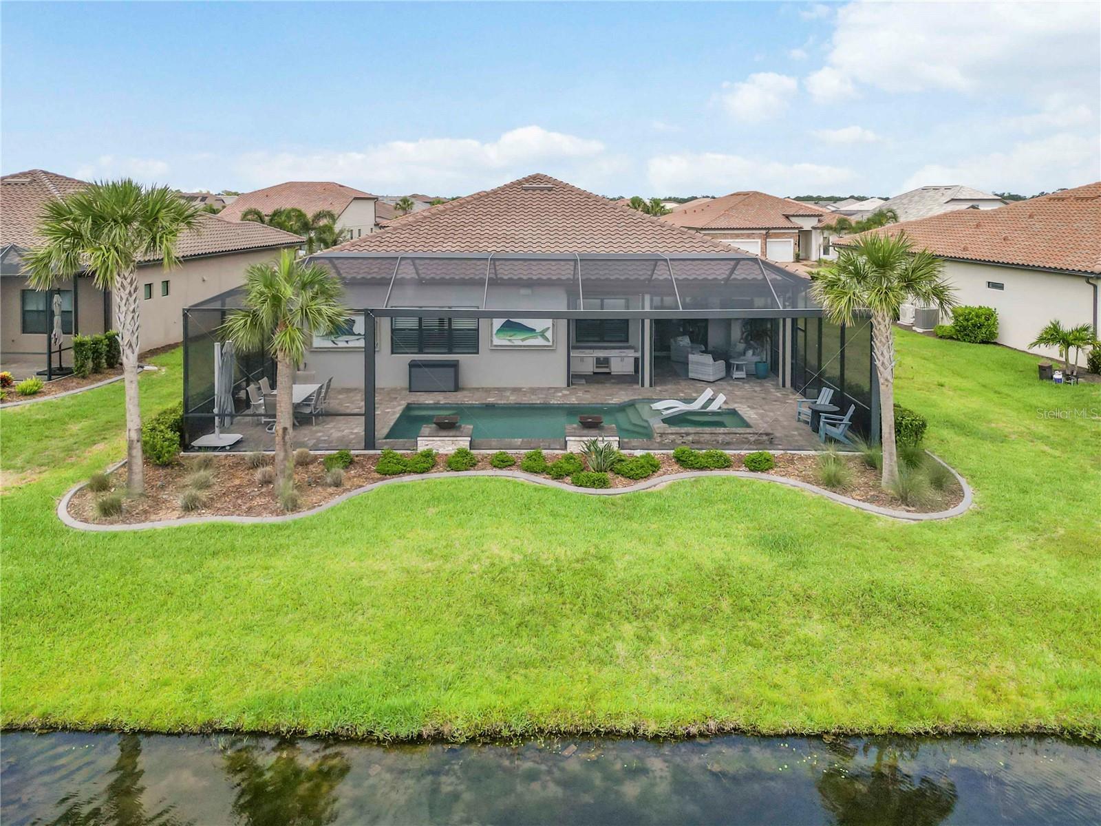 7327 SUMMERLAND CV