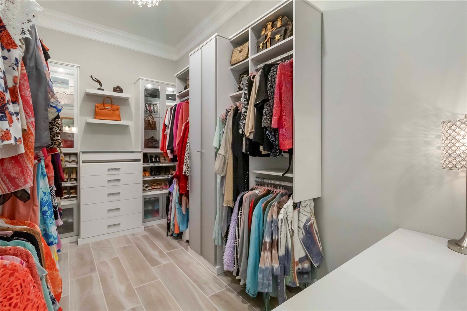 7327 SUMMERLAND CV