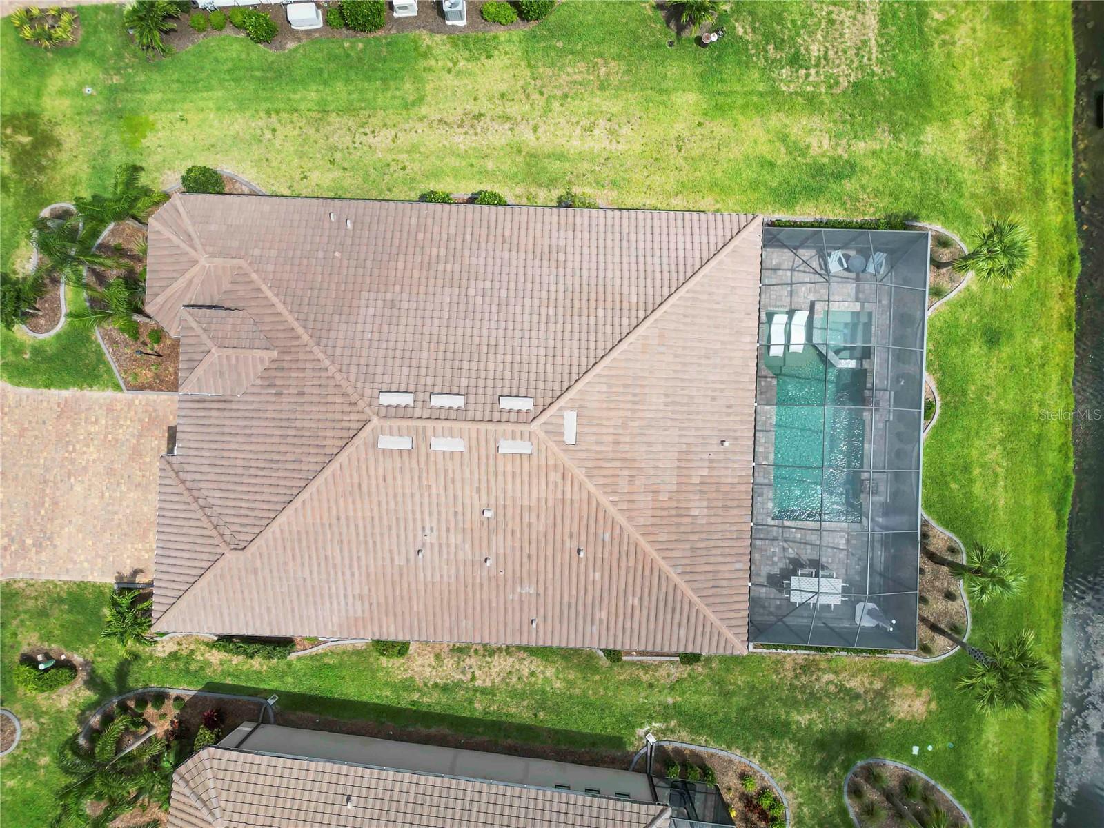 7327 SUMMERLAND CV