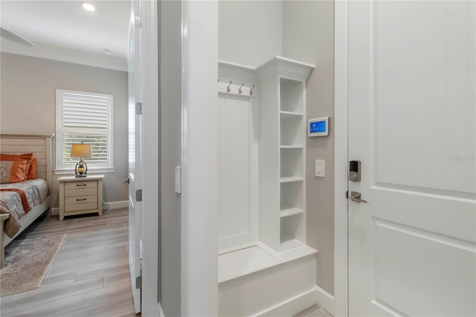 7327 SUMMERLAND CV