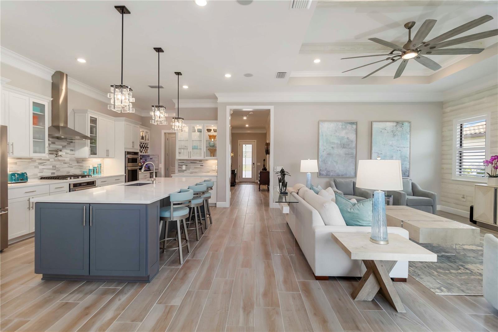 7327 SUMMERLAND CV