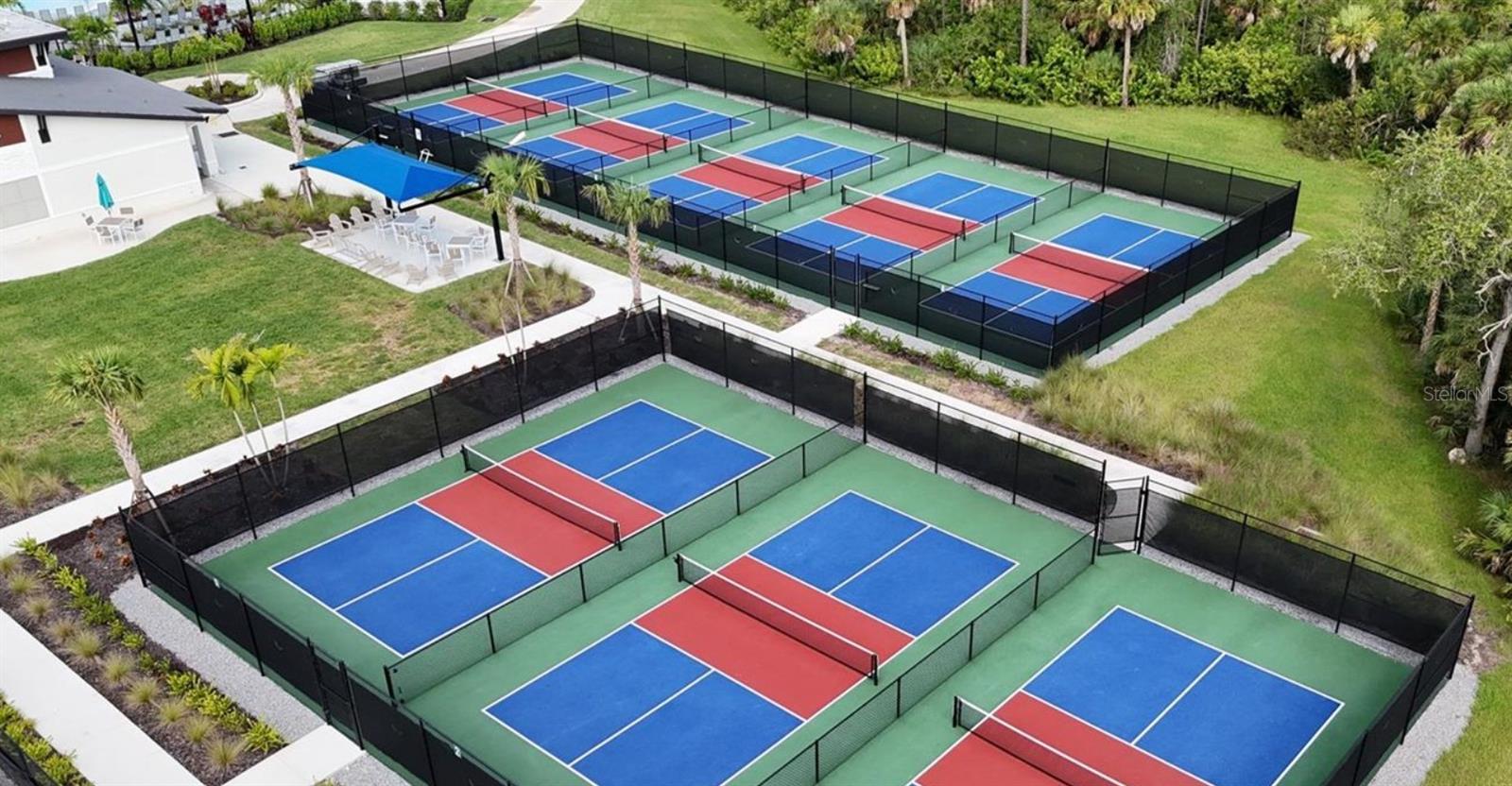 12140 WELLEN GOLF ST #208