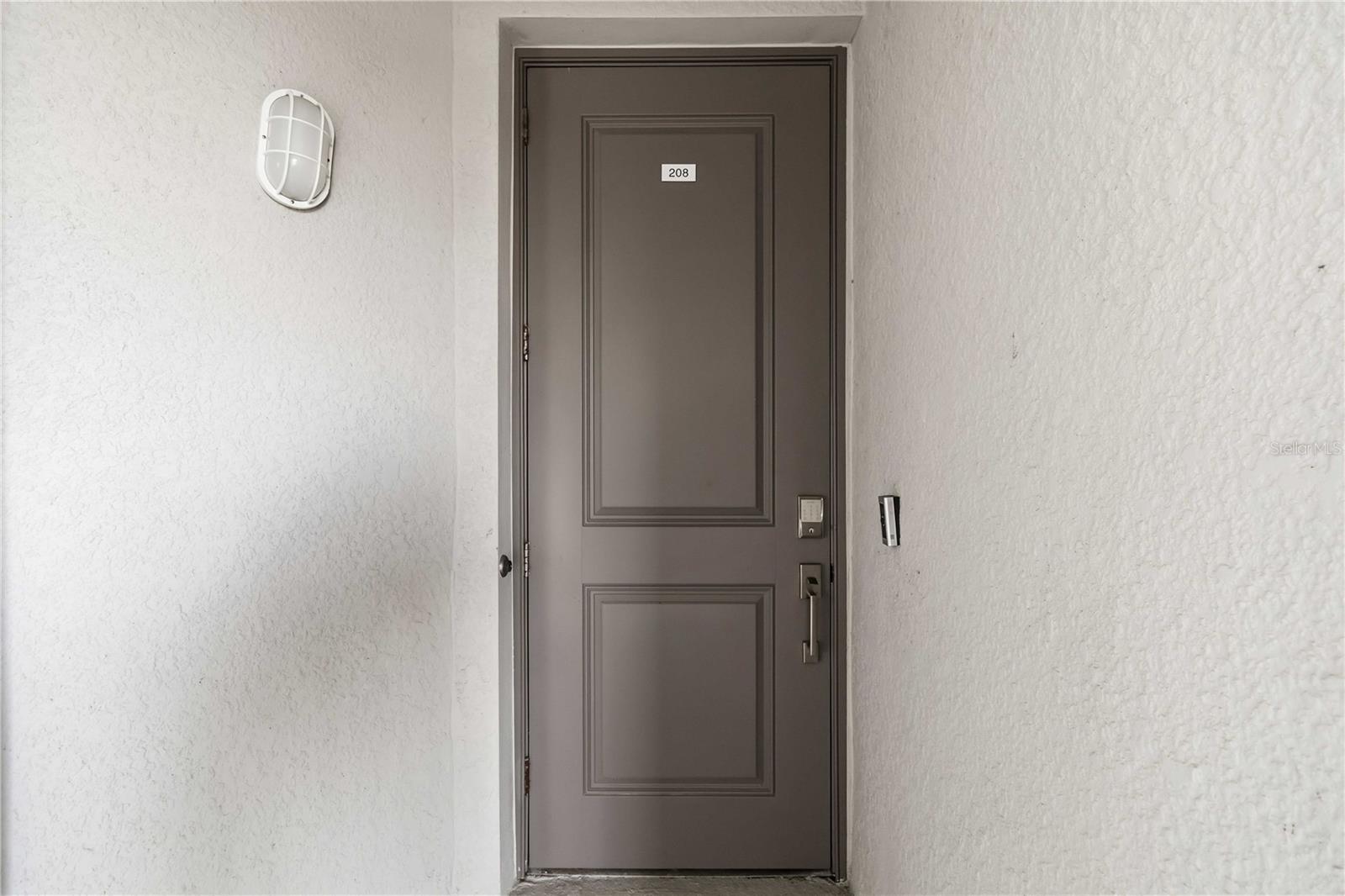 12140 WELLEN GOLF ST #208