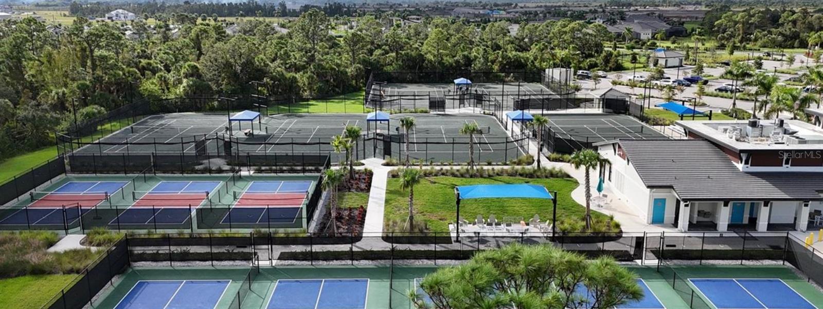 12140 WELLEN GOLF ST #208