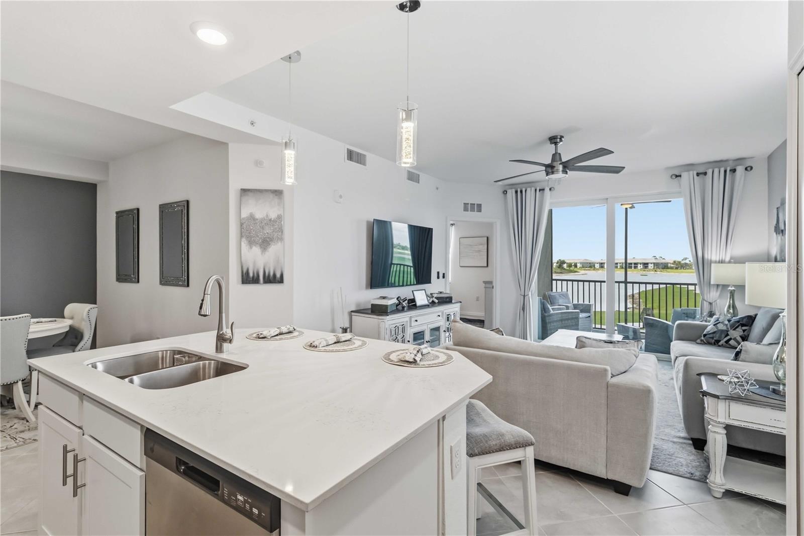 12140 WELLEN GOLF ST #208