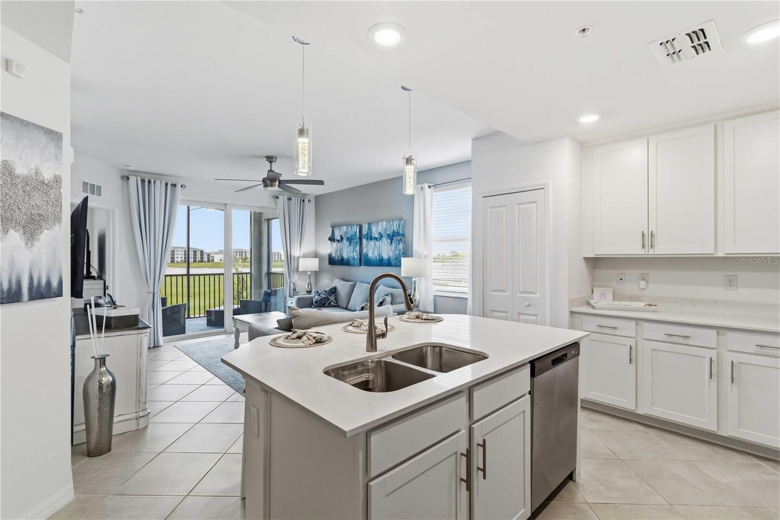 12140 WELLEN GOLF ST #208