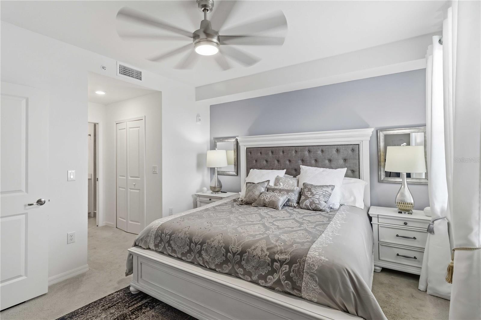 12140 WELLEN GOLF ST #208