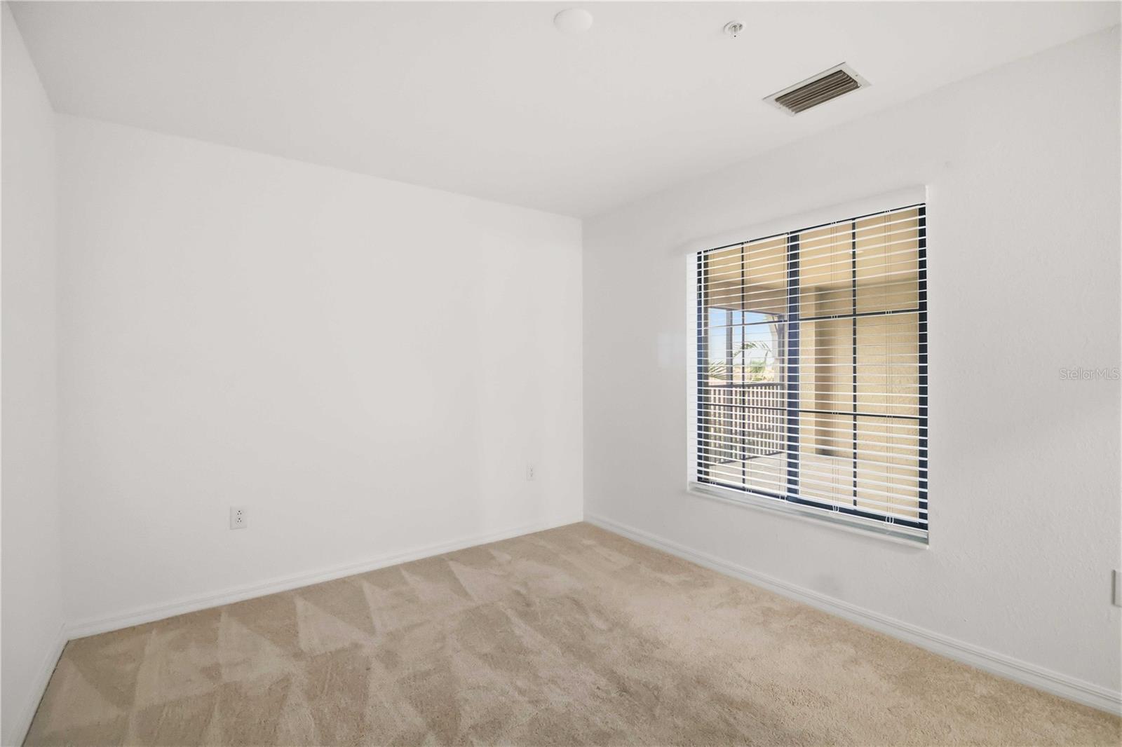 5695 PALMER CIR #203