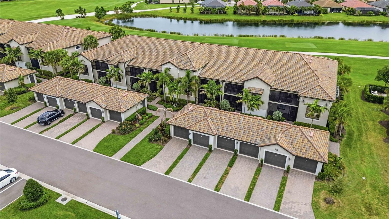 5695 PALMER CIR #203