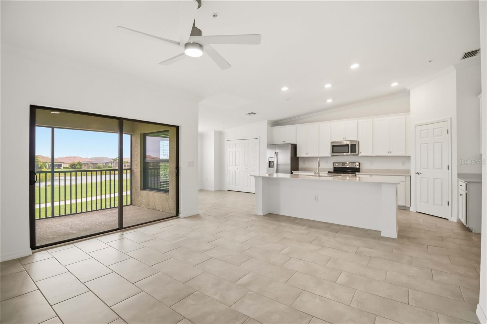 5695 PALMER CIR #203