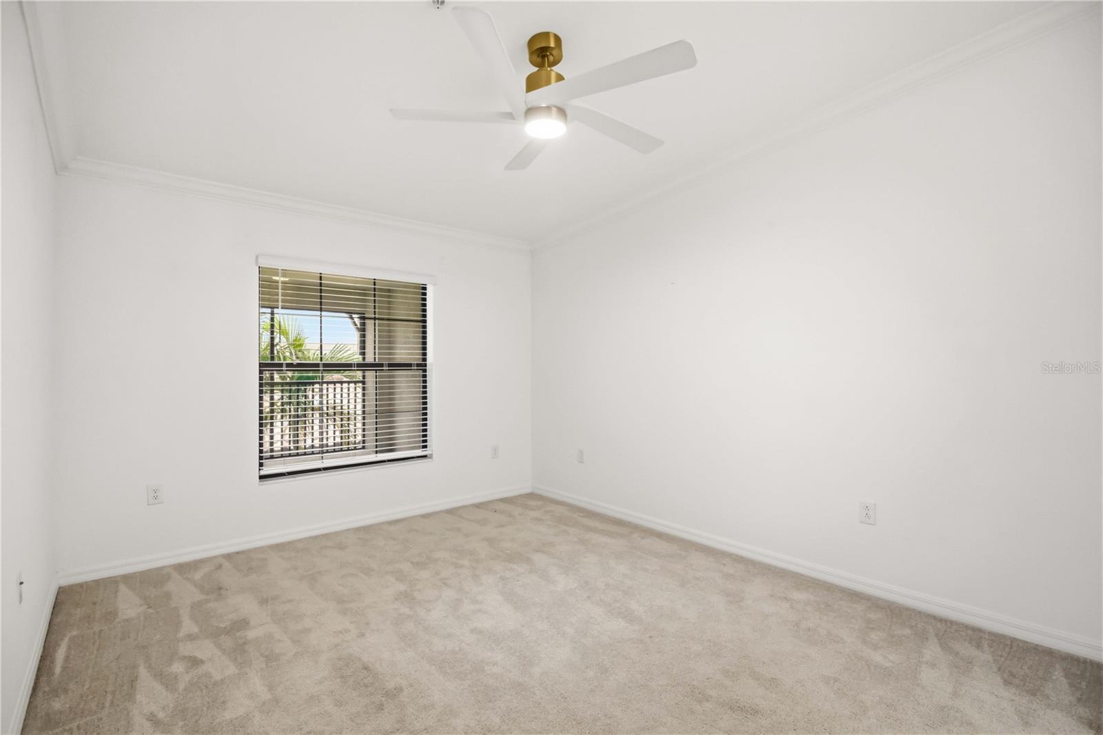 5695 PALMER CIR #203