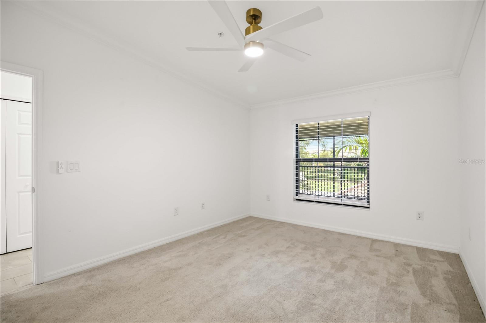 5695 PALMER CIR #203