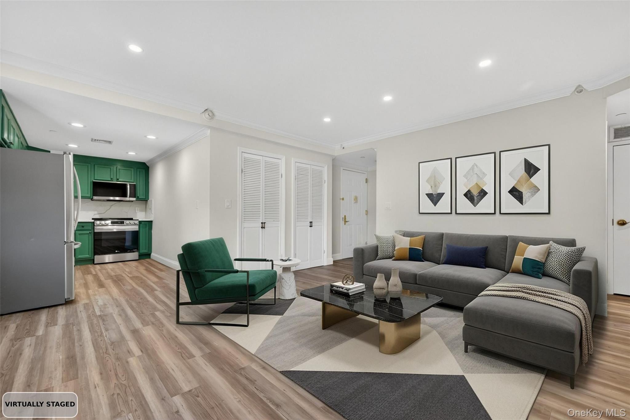 242 Maple Avenue Unit: 419