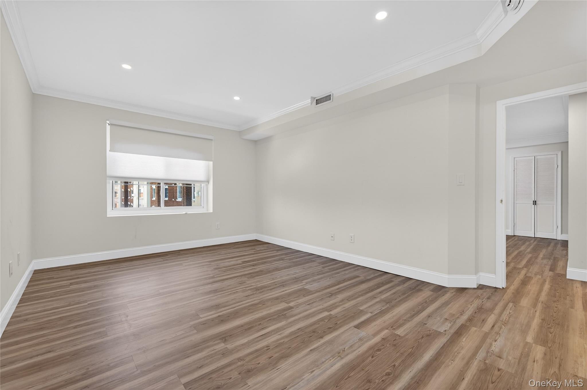 242 Maple Avenue Unit: 419