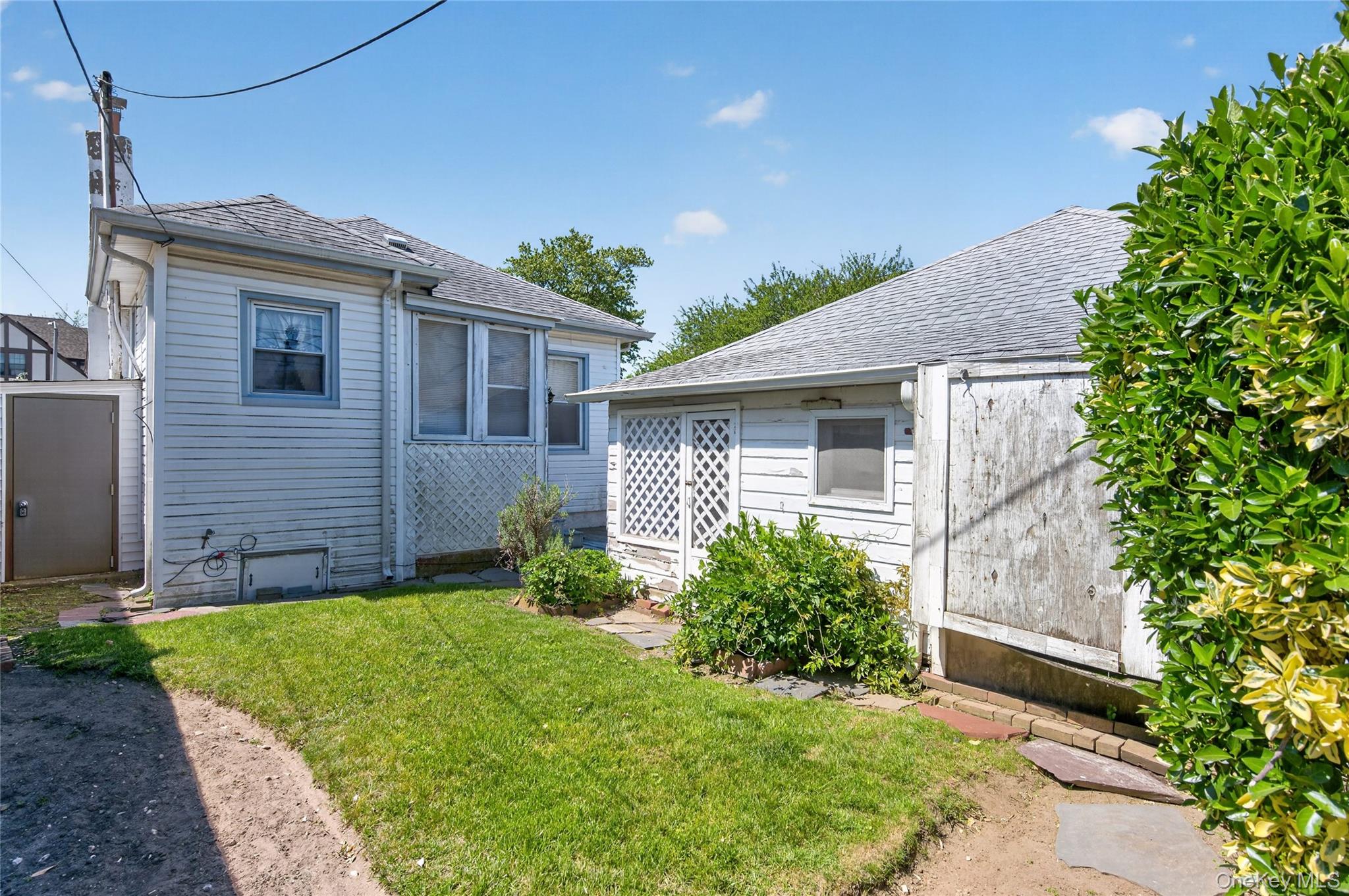 463 E Market Street