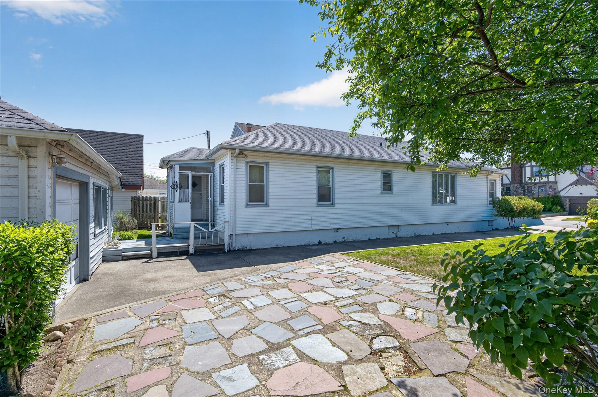 463 E Market Street