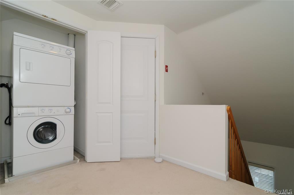 330 Maple Avenue Unit: 4