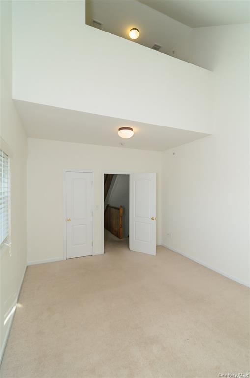 330 Maple Avenue Unit: 4