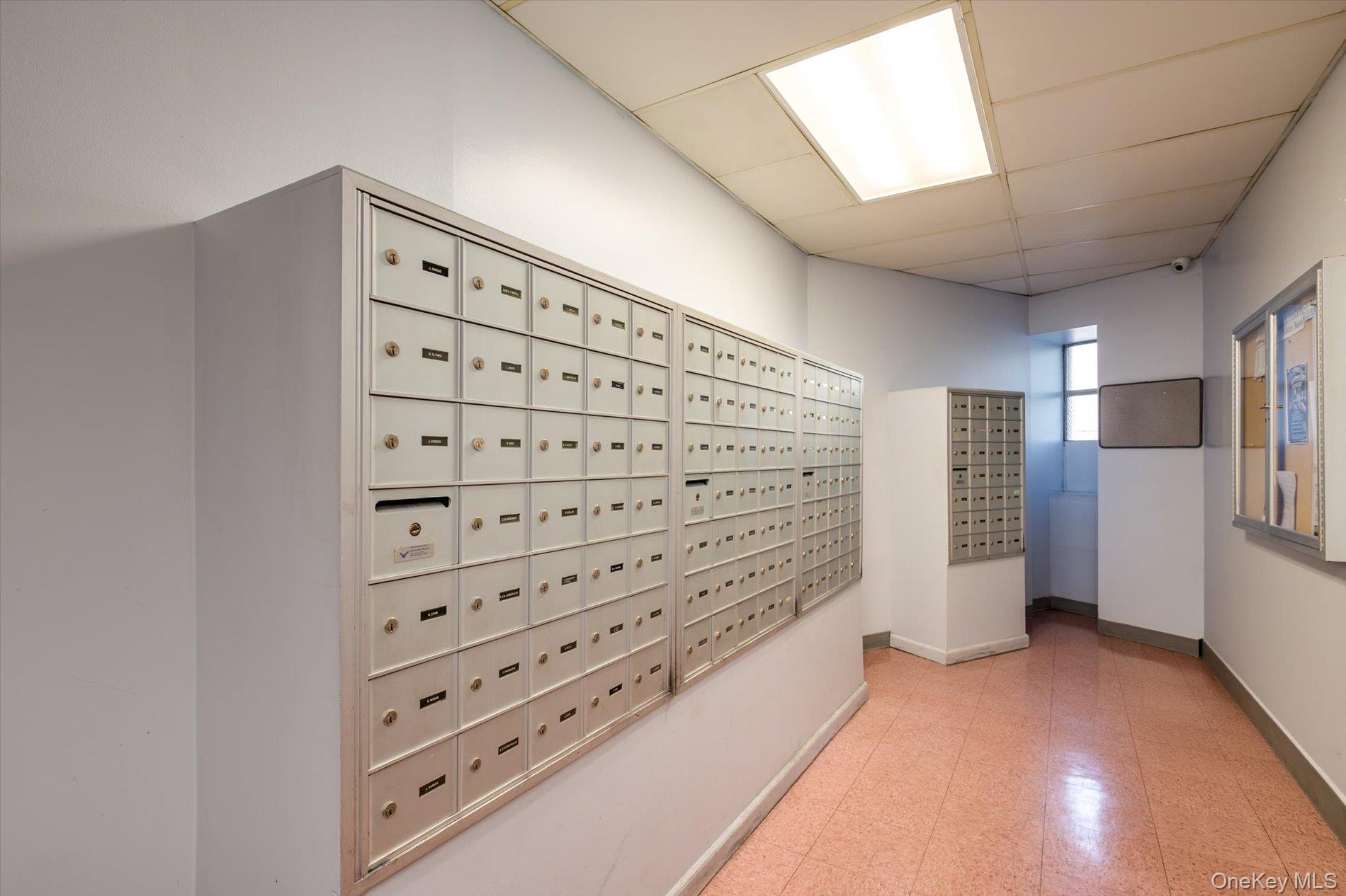 135 Post Avenue Unit: 3R