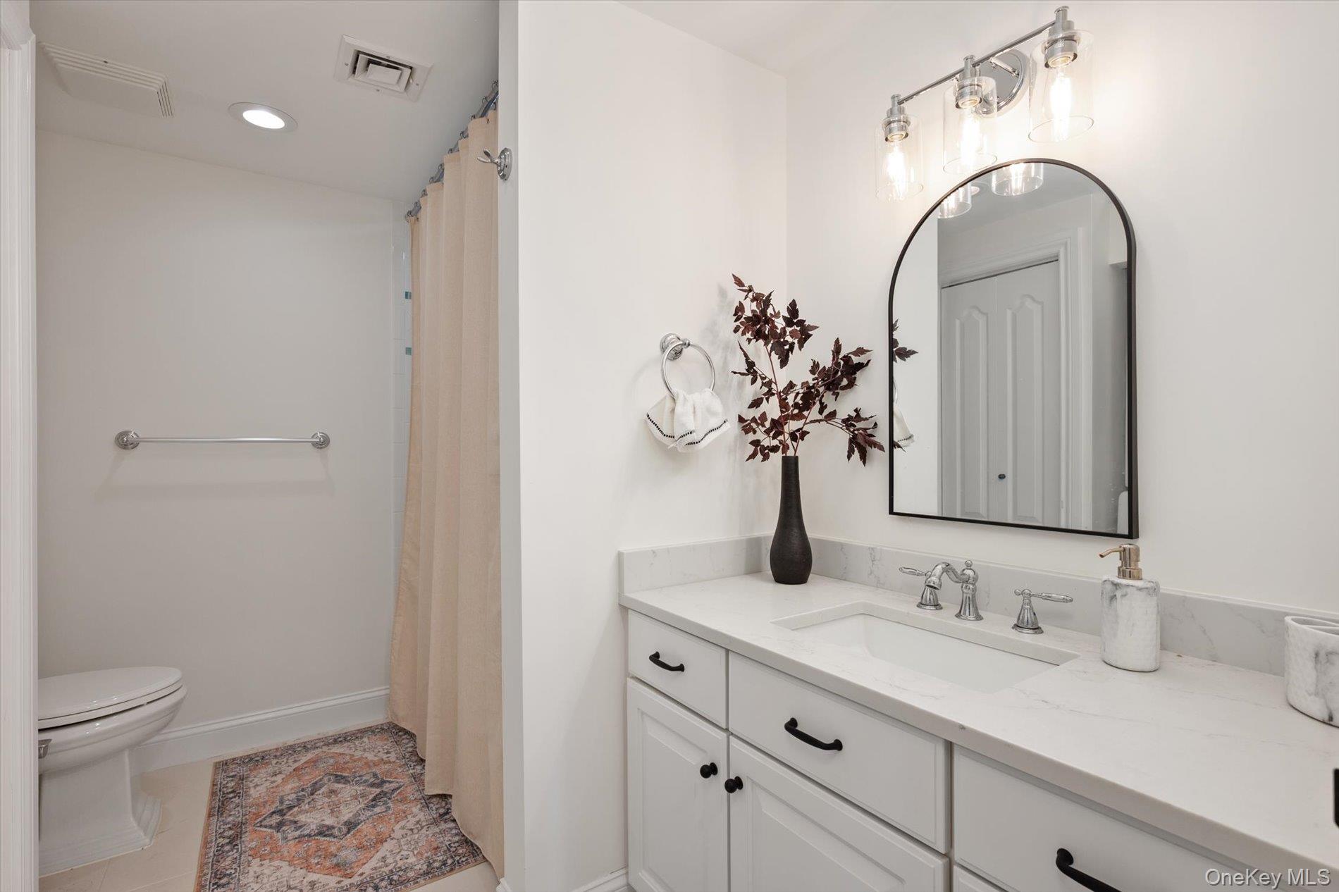 242 Maple Avenue Unit: 308