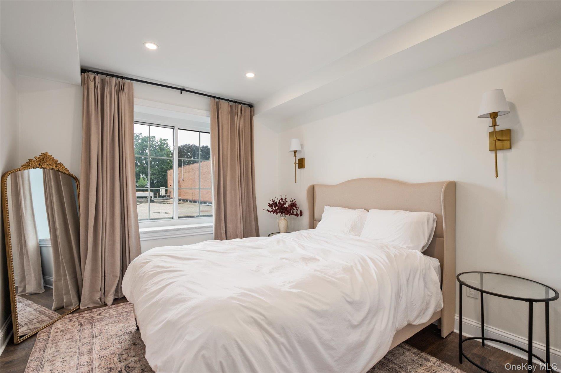 242 Maple Avenue Unit: 308