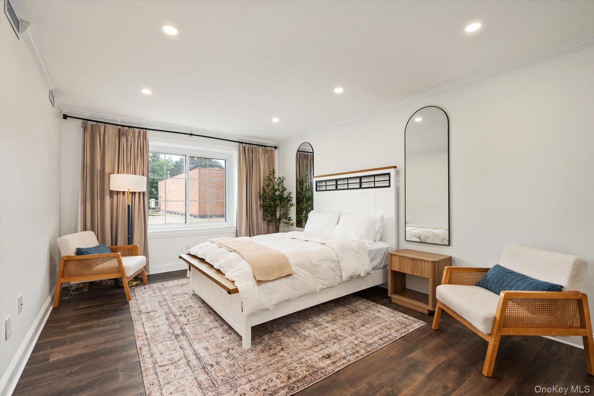 242 Maple Avenue Unit: 308