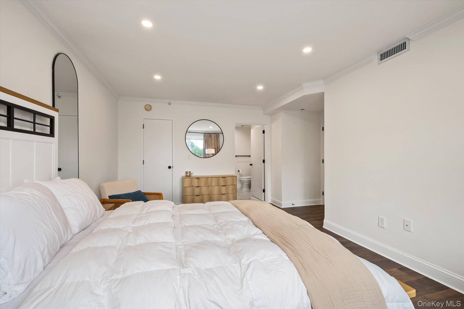 242 Maple Avenue Unit: 308