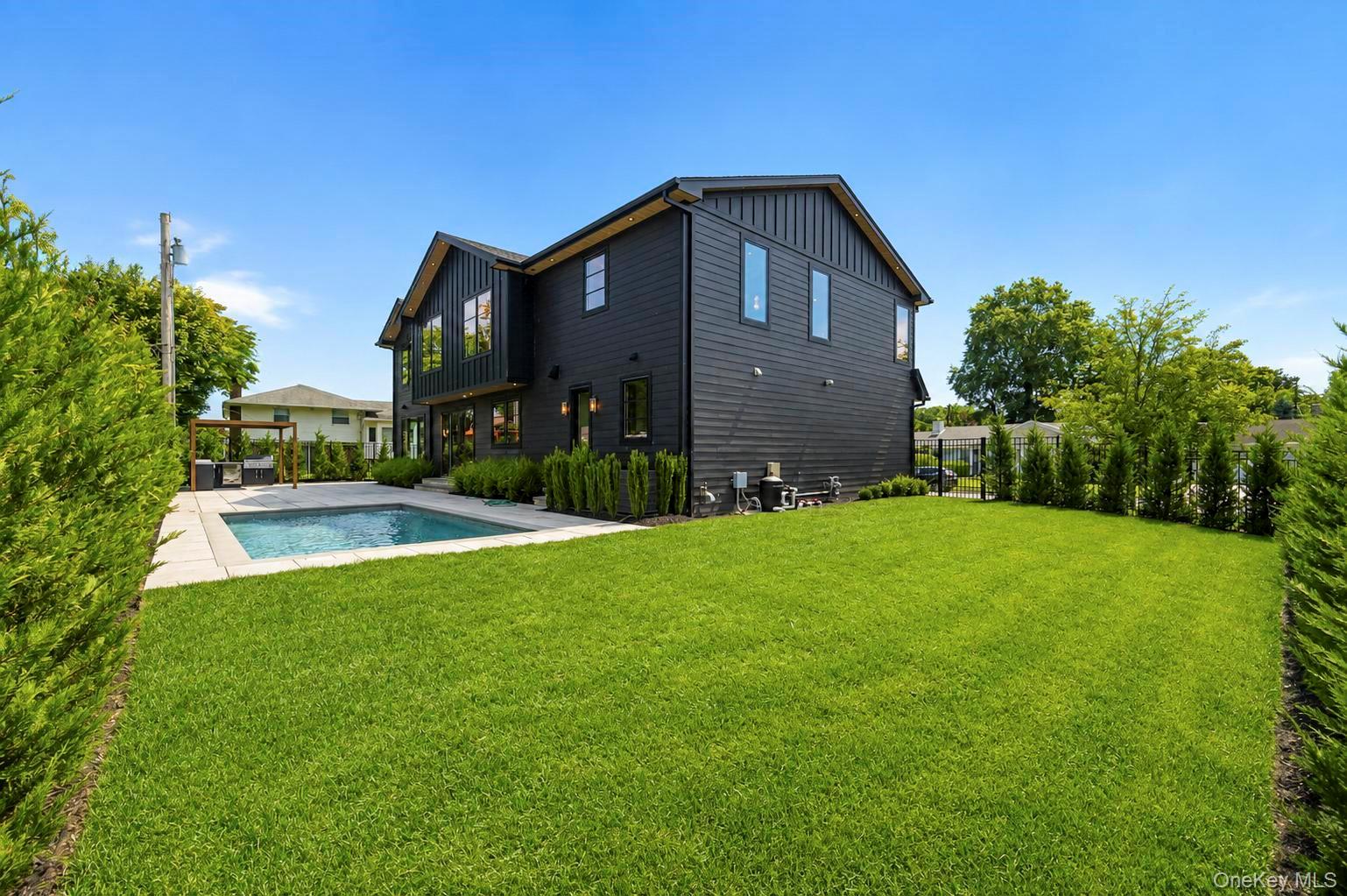 2017 Ladenburg Drive