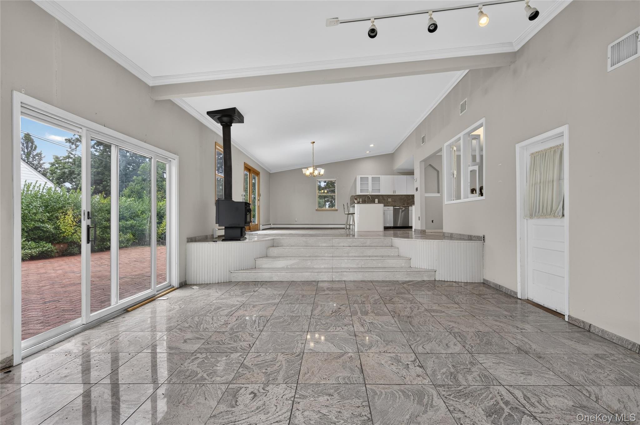 146 Longwood Avenue