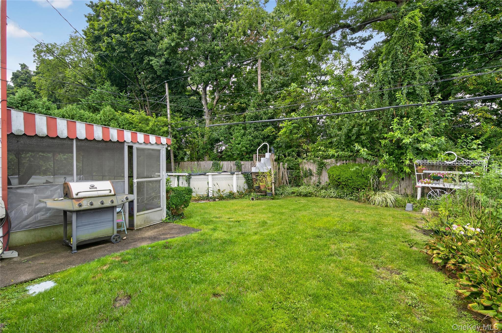 296 Jamaica Boulevard