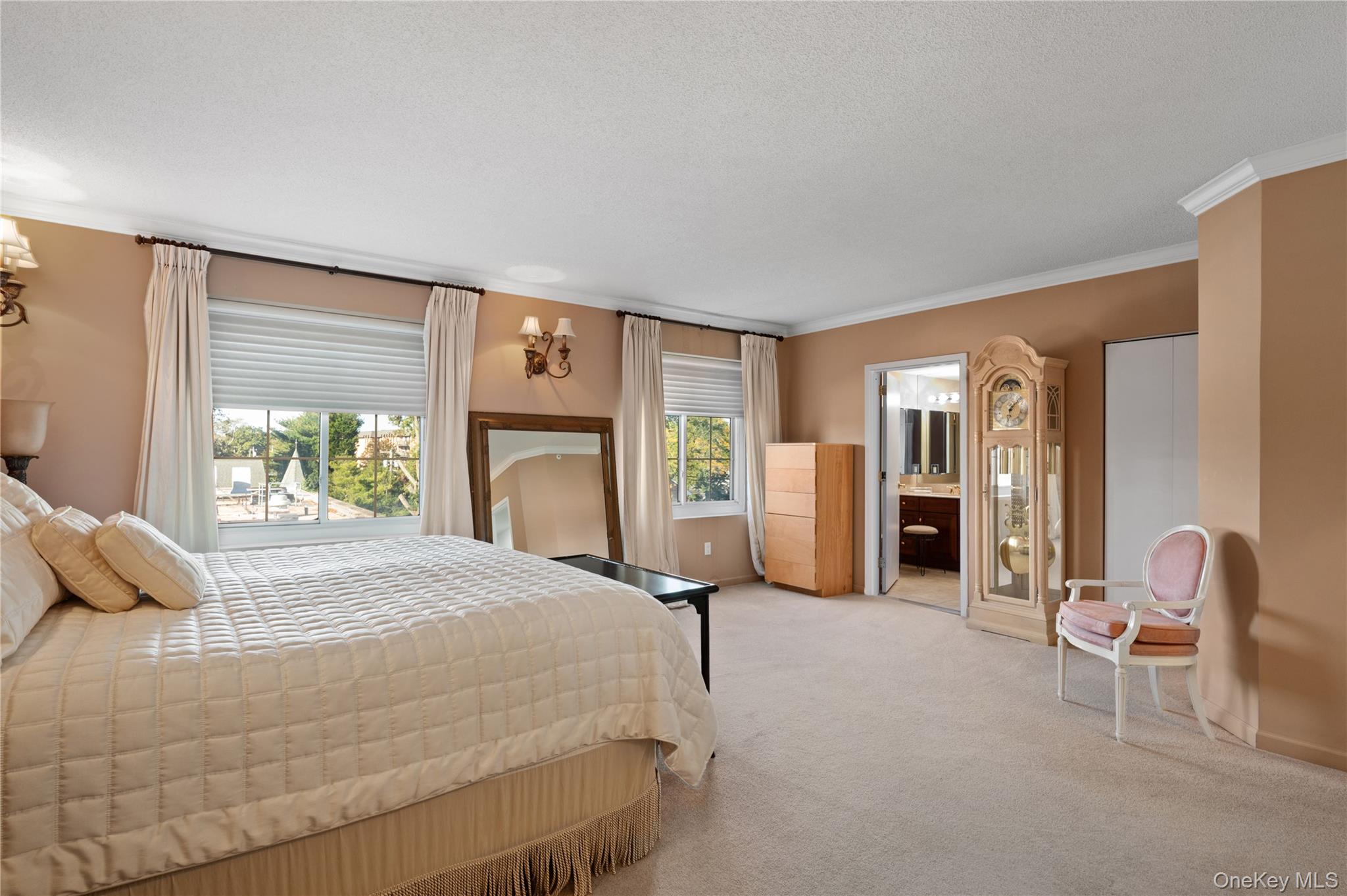 242 Maple Avenue Unit: 502